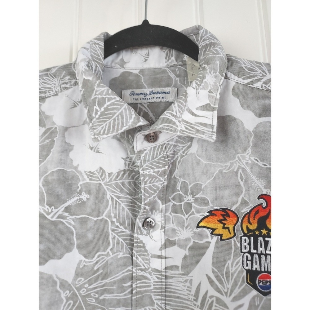 Tommy Bahama Mens SS Shirt L G Tropical The Coconut Point Blazin Games Pepsi